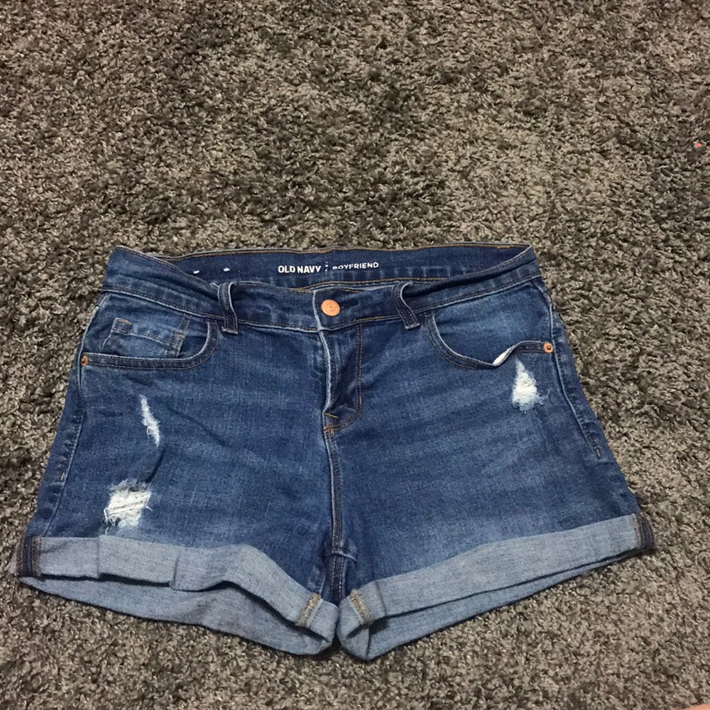 Old navy boyfriend shorts